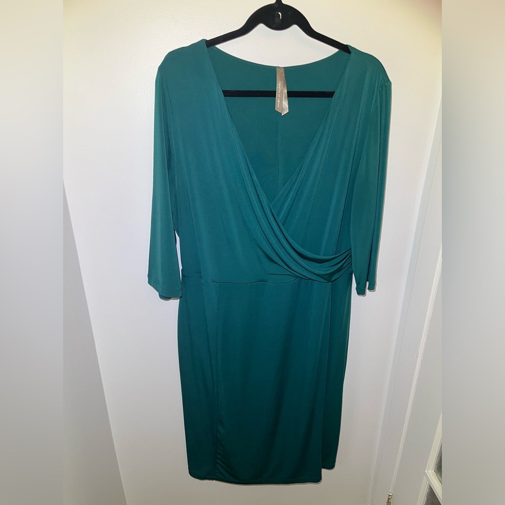 EUC 0X Penningtons Green Faux Wrap Dress